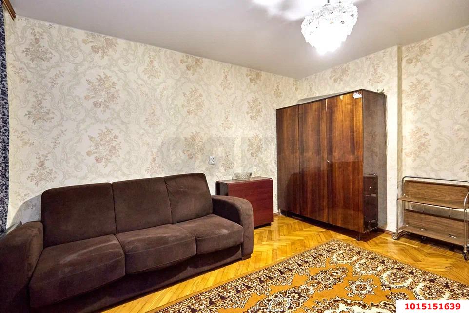 Фото №11: 2-комнатная квартира 50&nbsp;м², 2/5&nbsp;эт. - Краснодар, Западный внутригородской округ, мкр. Центральный, ул. Мира, 40