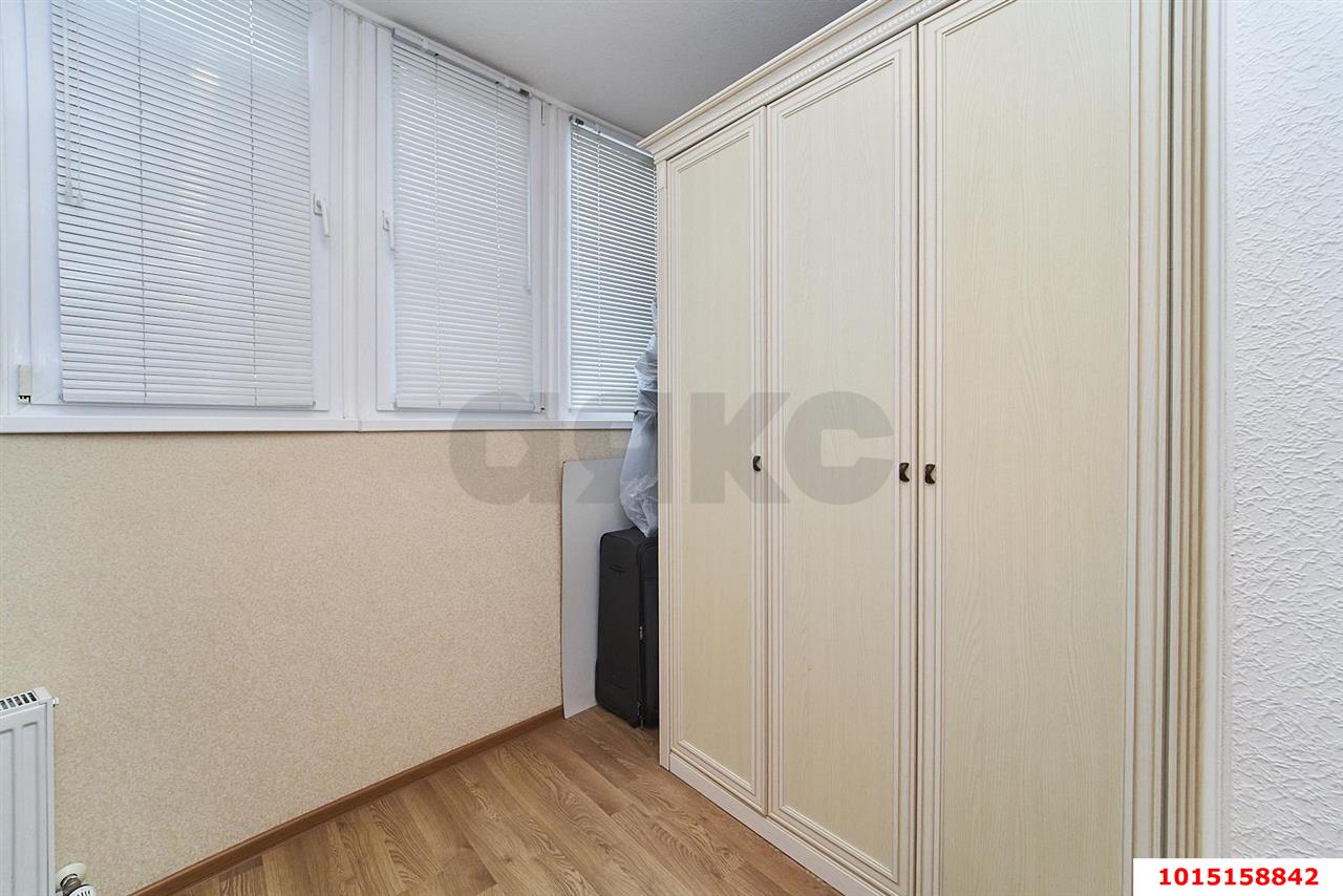 Фото №12: 3-комнатная квартира 100&nbsp;м², 2/10&nbsp;эт. - Краснодар, Прикубанский внутригородской округ, Музыкальный, ЖК Времена Года, мкр. имени Петра Метальникова, ул. Петра Метальникова, 5