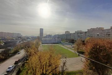 Фото №1: 4-комнатная квартира 87 м², 5/5 эт. - Краснодар, мкр. 40 лет Победы, ул. имени 40-летия Победы, 148/1