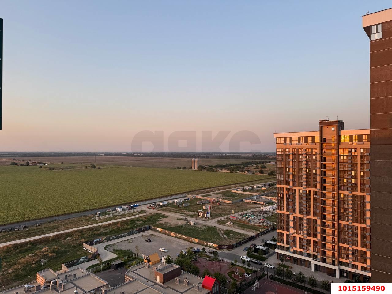 Фото №6: 1-комнатная квартира 44&nbsp;м², 17/24&nbsp;эт. - Знаменский, Карасунский внутригородской округ, мкр. Родные Просторы, ул. Природная, 10Б