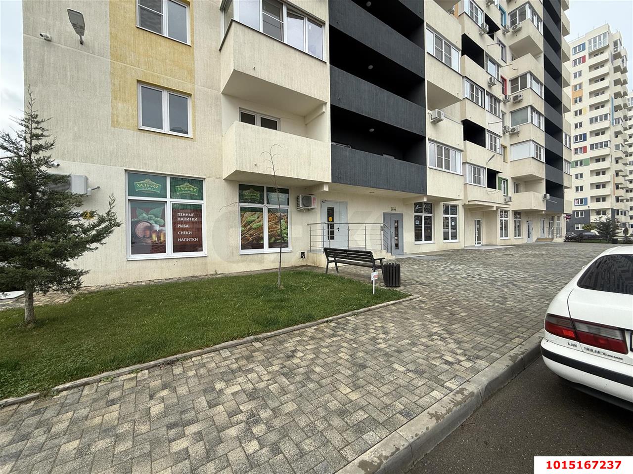 Фото №1: Торговое помещение 103&nbsp;м², 1/14&nbsp;эт. - Краснодар, Прикубанский внутригородской округ, мкр. жилой комплекс Южане, ул. Даниила Смоляна, 71к3