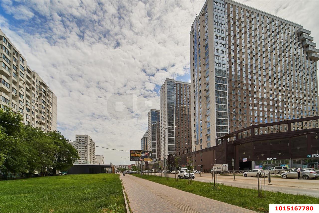 Фото №4: 2-комнатная квартира 60&nbsp;м², 12/19&nbsp;эт. - Краснодар, Прикубанский внутригородской округ, ЖК Кубанский, мкр. Завод Измерительных Приборов, ул. Зиповская, 38