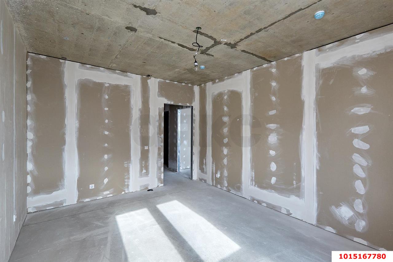 Фото №6: 2-комнатная квартира 60&nbsp;м², 12/19&nbsp;эт. - Краснодар, Прикубанский внутригородской округ, ЖК Кубанский, мкр. Завод Измерительных Приборов, ул. Зиповская, 38