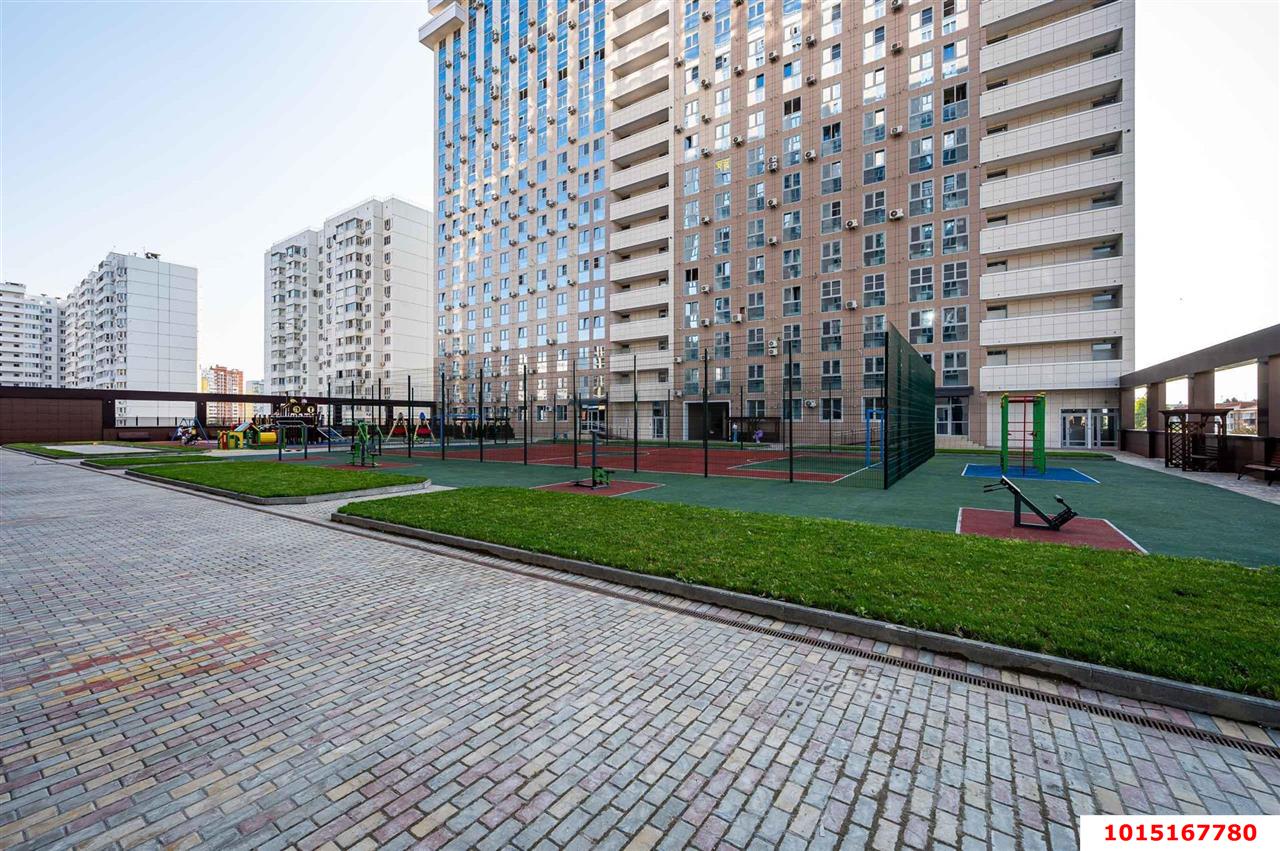 Фото №1: 2-комнатная квартира 60&nbsp;м², 12/19&nbsp;эт. - Краснодар, Прикубанский внутригородской округ, ЖК Кубанский, мкр. Завод Измерительных Приборов, ул. Зиповская, 38