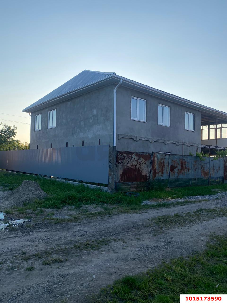 Фото №2: Дом 240&nbsp;м² + 7&nbsp;сот., 2&nbsp;эт. - Мирный, ул. Космонавтов, 30