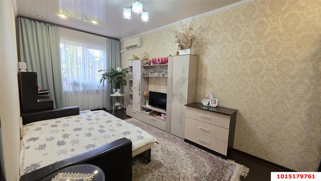 Фото №6: 1-комнатная квартира 36&nbsp;м², 1/5&nbsp;эт. - Краснодар, Прикубанский внутригородской округ, Калинино, мкр. Завод Радиоизмерительных Приборов, б-р Интернациональный, 110/1