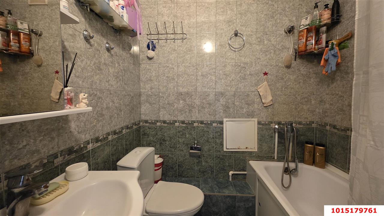 Фото №9: 1-комнатная квартира 36&nbsp;м², 1/5&nbsp;эт. - Краснодар, Прикубанский внутригородской округ, Калинино, мкр. Завод Радиоизмерительных Приборов, б-р Интернациональный, 110/1