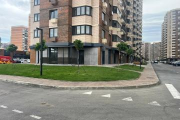 Фото №1: Торговое помещение 60&nbsp;м², 1/19&nbsp;эт. - Краснодар, мкр. ЖК Лучший, ул. Ростовское шоссе, 30/6к3