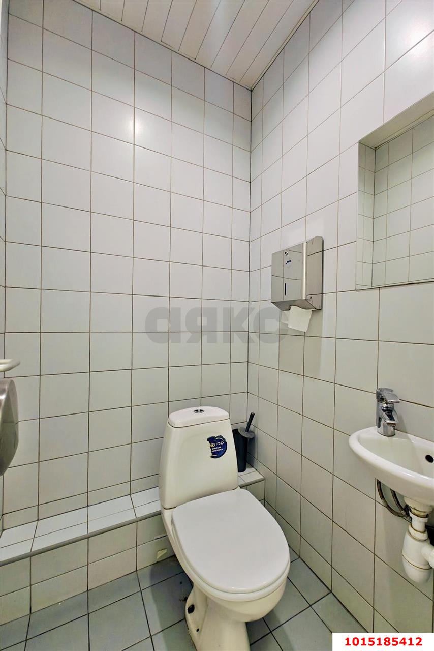 Фото №11: Офисное помещение 282&nbsp;м², 2/3&nbsp;эт. - Краснодар, Центральный внутригородской округ, мкр. Центральный, ул. Красноармейская, 66