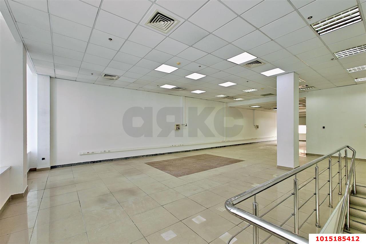 Фото №15: Офисное помещение 282&nbsp;м², 2/3&nbsp;эт. - Краснодар, Центральный внутригородской округ, мкр. Центральный, ул. Красноармейская, 66