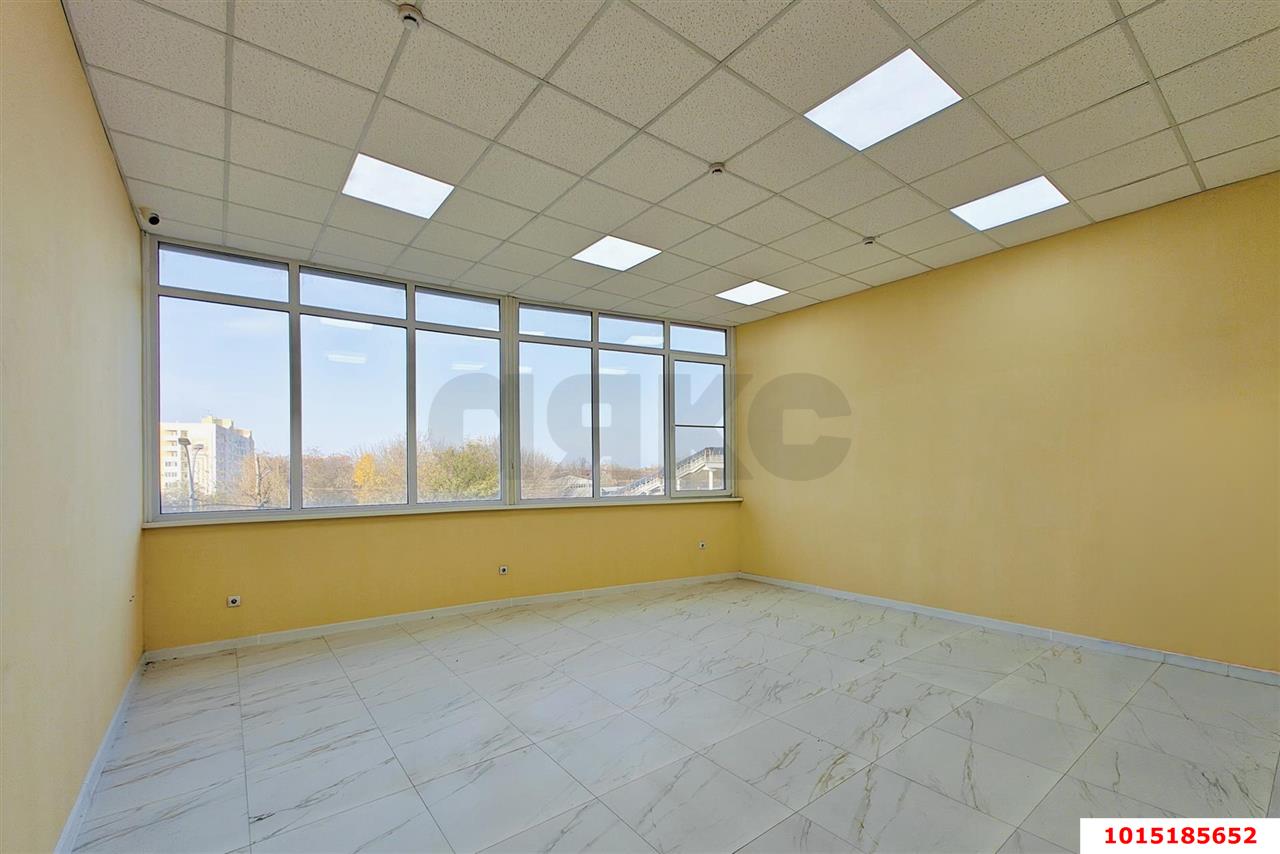 Фото №10: Офисное помещение 815&nbsp;м², 3/3&nbsp;эт. - Краснодар, Карасунский внутригородской округ, мкр. Комсомольский, ул. Уральская, 210/9