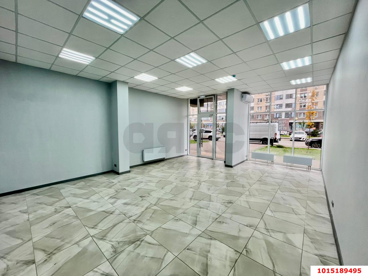 Фото №4: Торговое помещение 45&nbsp;м², 1/19&nbsp;эт. - Краснодар, Прикубанский внутригородской округ, Россинского, мкр. жилой комплекс Red777, ул. Адмирала Крузенштерна, 5
