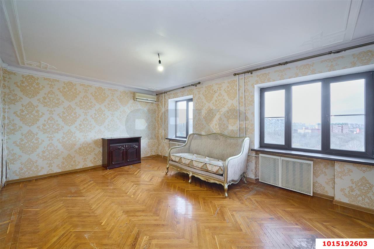 Фото №3: 5+-комнатная квартира 139&nbsp;м², 10/11&nbsp;эт. - Краснодар, Центральный внутригородской округ, мкр. Табачная Фабрика, ул. Ипподромная, 53