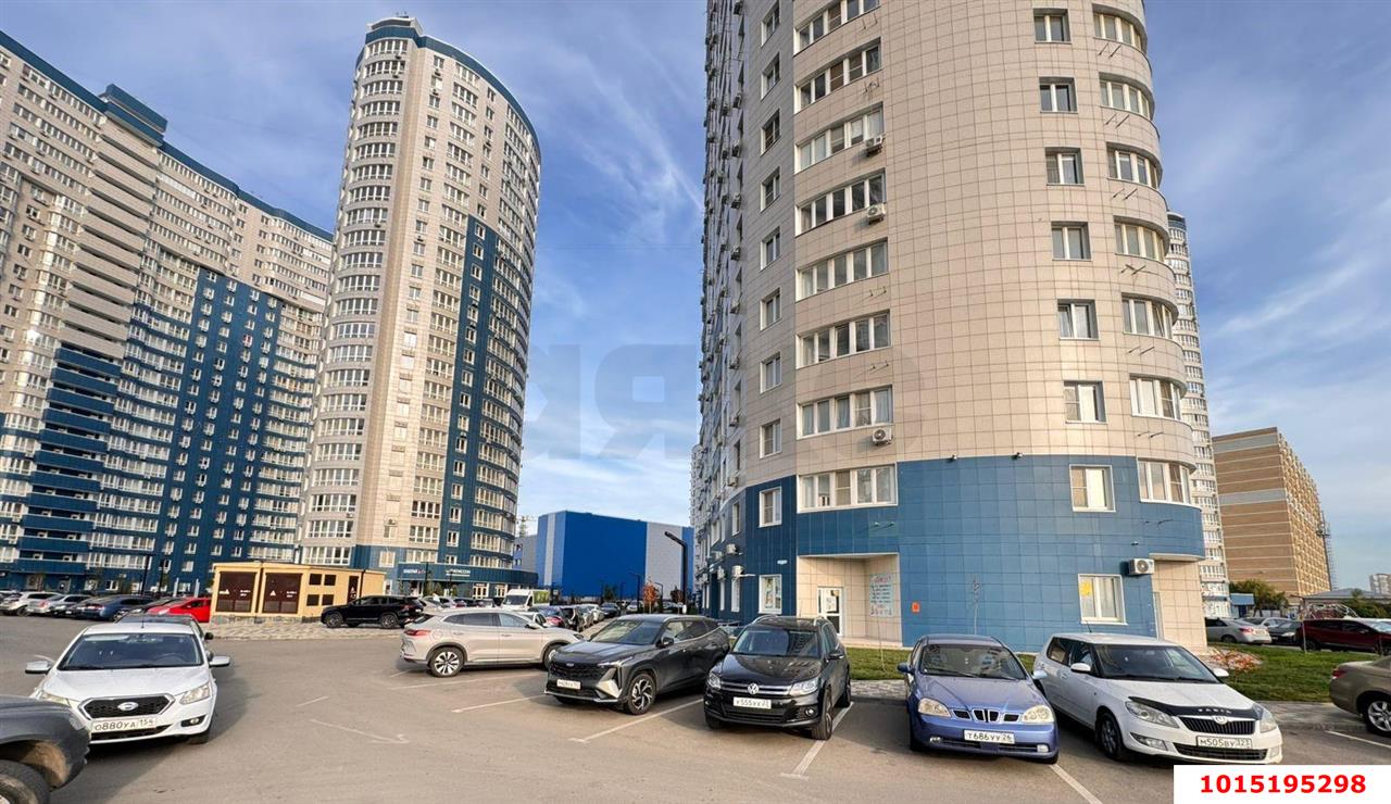 Фото №2: Торговое помещение 60&nbsp;м², 1/20&nbsp;эт. - Краснодар, Центральный внутригородской округ, Черёмушки, мкр. ЖК Фонтаны, ул. Воронежская, 47Д