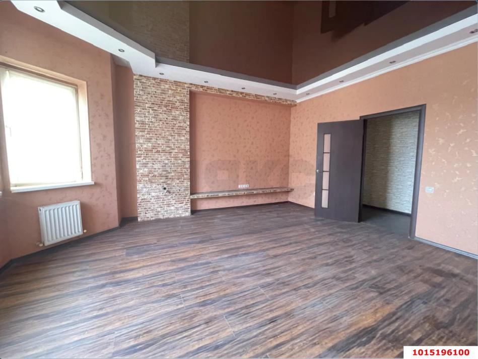Фото №1: 2-комнатная квартира 73&nbsp;м², 2/3&nbsp;эт. - Краснодар, Прикубанский внутригородской округ, мкр. Сады Калинина, ул. Артёмовская, 5