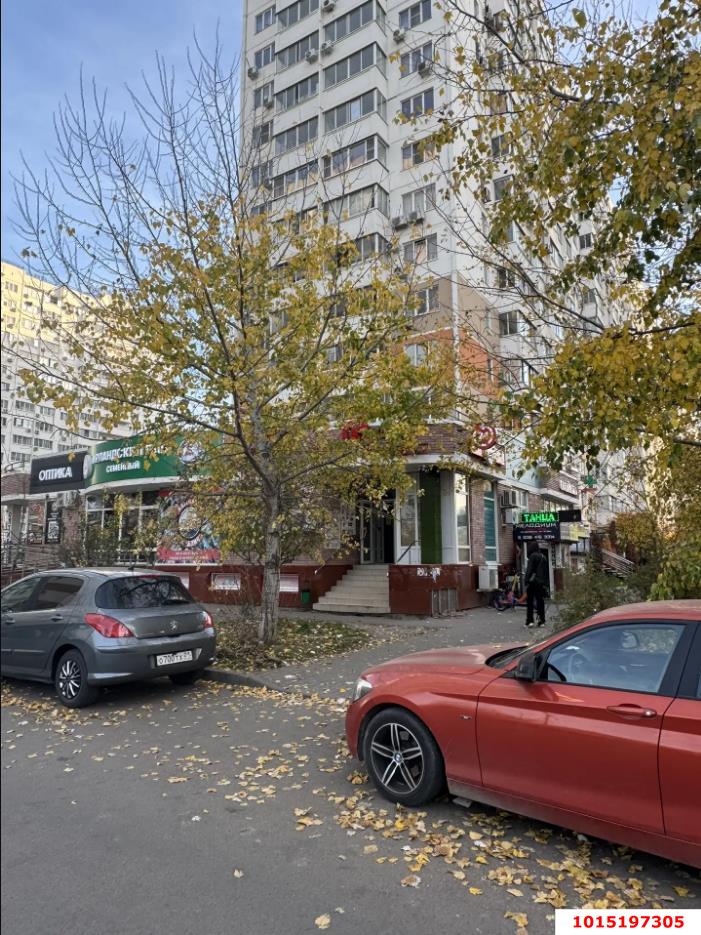 Фото №2: Торговое помещение 52&nbsp;м², 1/17&nbsp;эт. - Краснодар, Прикубанский внутригородской округ, мкр. Московский, ул. им. Байбакова Н.К., 6
