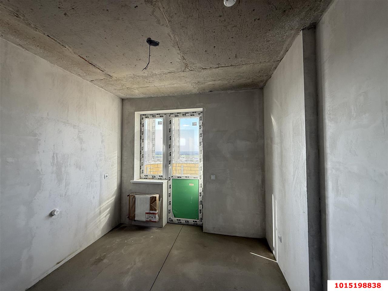 Фото №1: 1-комнатная квартира 38&nbsp;м², 18/19&nbsp;эт. - Краснодар, Прикубанский внутригородской округ, Славянский, мкр. Светлоград, ул. Красных Партизан, 1/4к3