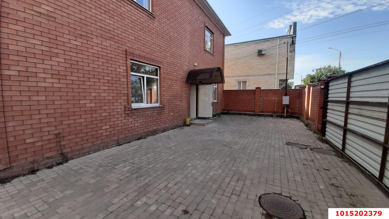 Фото №4: Дом 289&nbsp;м² + 3.74&nbsp;сот., 2&nbsp;эт. - Краснодар, Центральный внутригородской округ, мкр. Центральный, ул. Костылева, 44