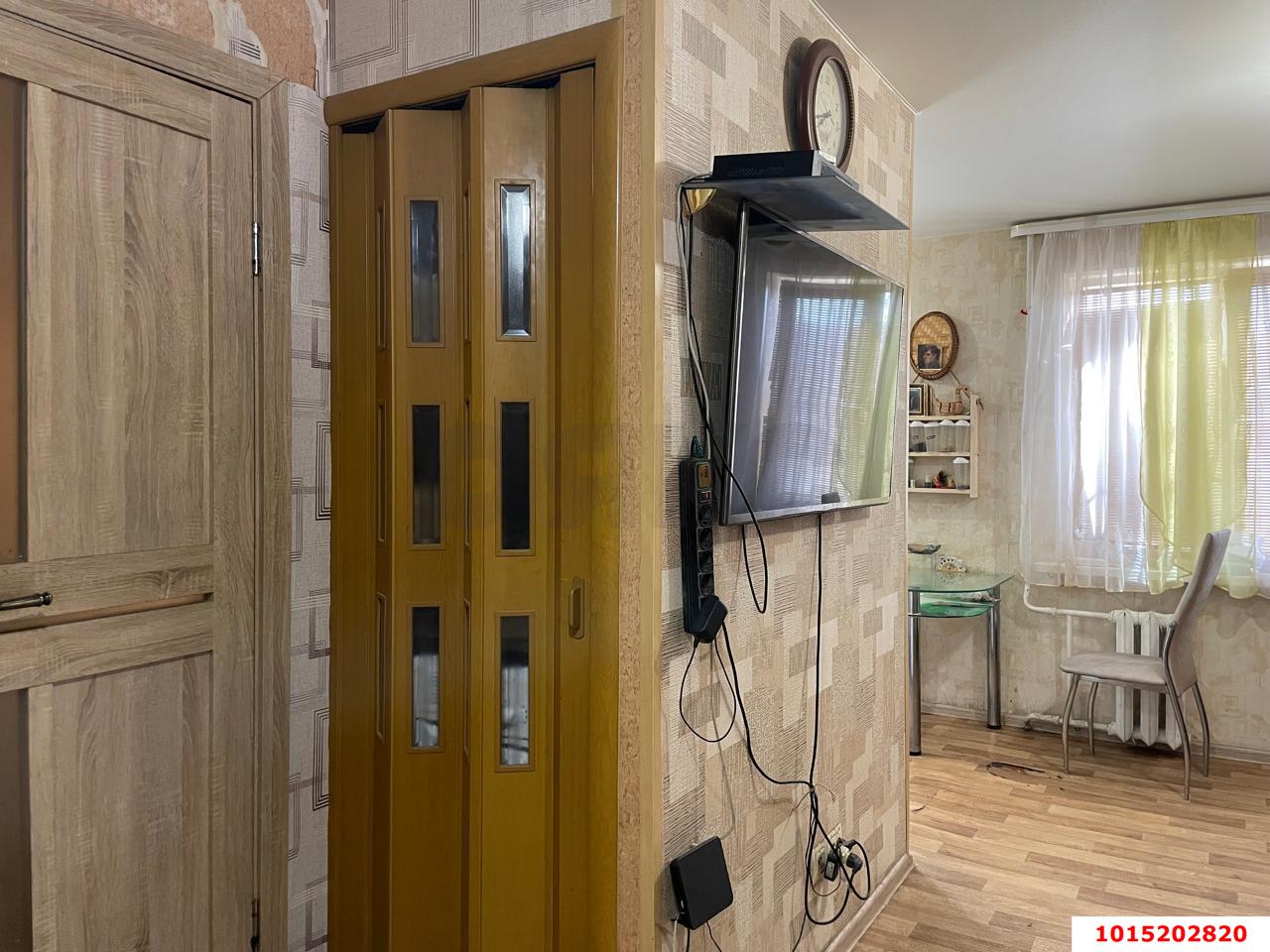Фото №9: 3-комнатная квартира 49&nbsp;м², 4/5&nbsp;эт. - Краснодар, Прикубанский внутригородской округ, мкр. Фестивальный, ул. имени Тургенева, 215
