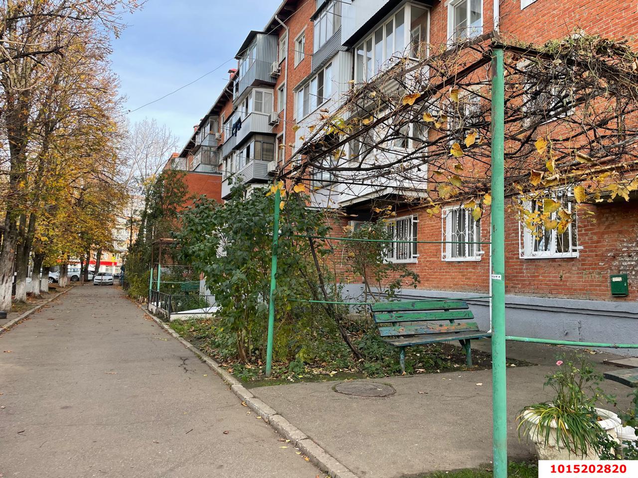 Фото №7: 3-комнатная квартира 49&nbsp;м², 4/5&nbsp;эт. - Краснодар, Прикубанский внутригородской округ, мкр. Фестивальный, ул. имени Тургенева, 215