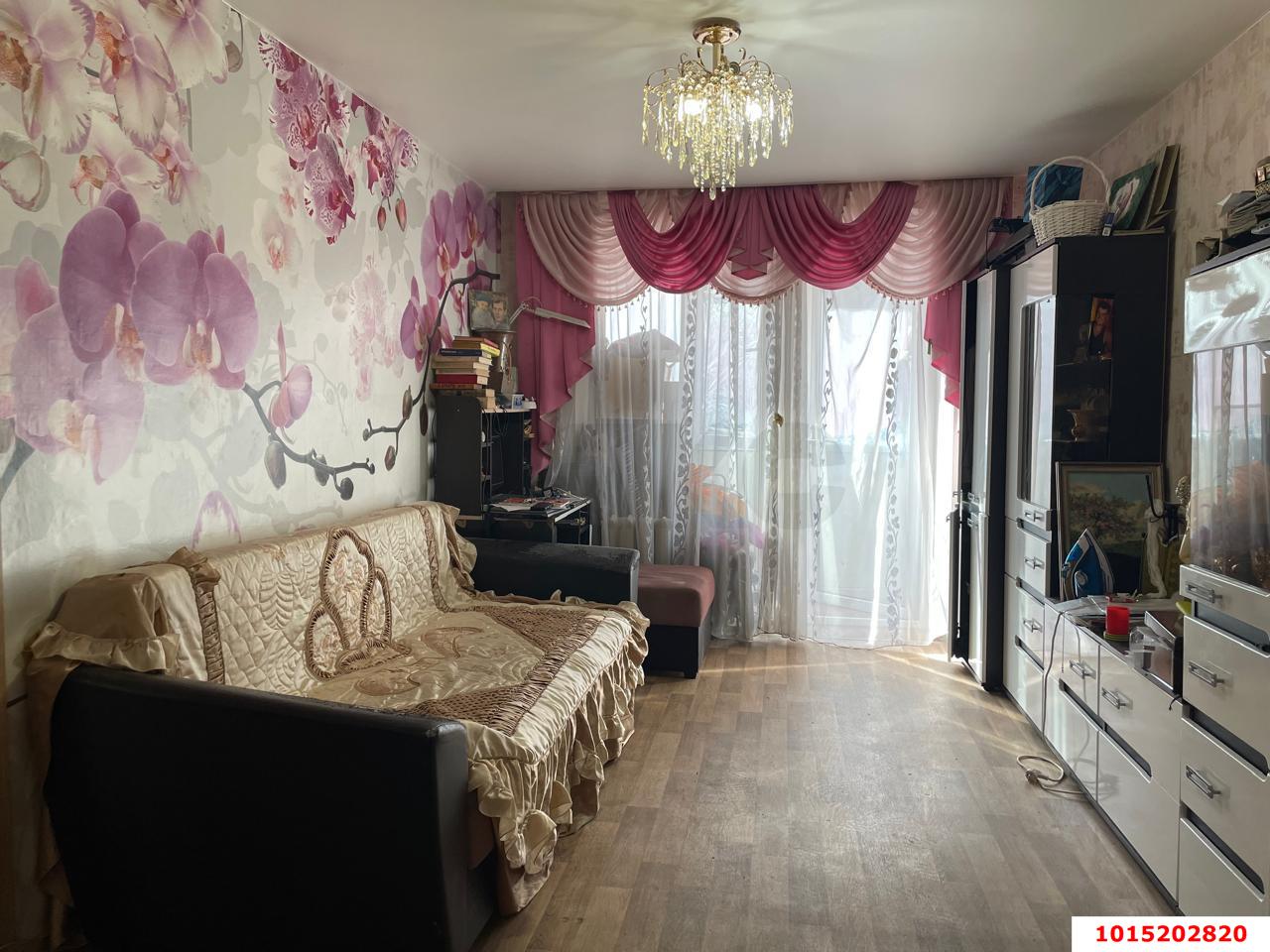 Фото №8: 3-комнатная квартира 49&nbsp;м², 4/5&nbsp;эт. - Краснодар, Прикубанский внутригородской округ, мкр. Фестивальный, ул. имени Тургенева, 215