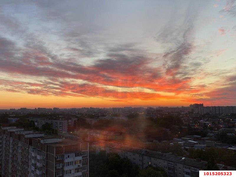 Фото №11: 2-комнатная квартира 60&nbsp;м², 16/16&nbsp;эт. - Краснодар, Прикубанский внутригородской округ, мкр. Юбилейный, ул. имени Калинина, 13к60