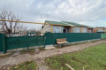 Фото №1: Дом 110&nbsp;м² + 13&nbsp;сот., 1&nbsp;эт. - Новосергиевская, ул. Садовая, 41