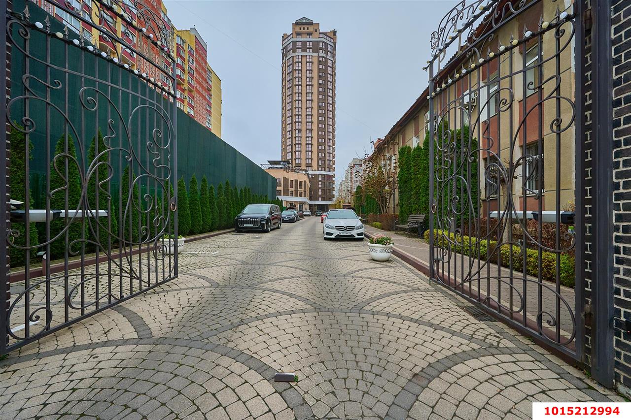 Фото №19: 1-комнатная квартира 47&nbsp;м², 1/3&nbsp;эт. - Краснодар, Западный внутригородской округ, мкр. Фестивальный, ул. Гаражная, 79/1