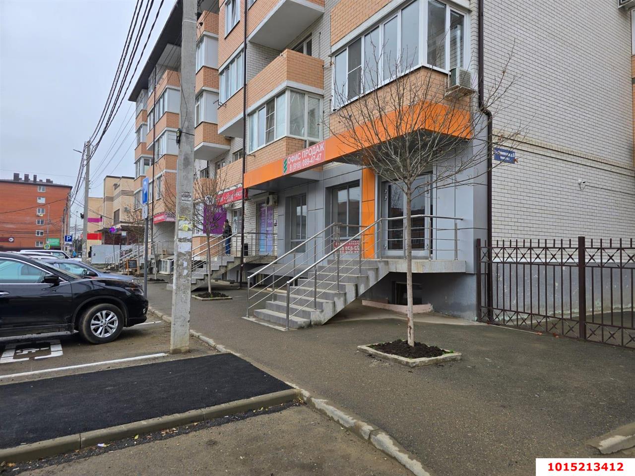 Фото №1: Торговое помещение 130&nbsp;м², 1/5&nbsp;эт. - Российский, Прикубанский внутригородской округ, мкр. ЖК Елисеевский, ул. Парижская, 5/3