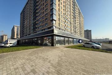 Фото №1: Торговое помещение 100&nbsp;м², 1/16&nbsp;эт. - Краснодар, мкр. жилой комплекс Сармат, ул. Западный Обход, 65/2