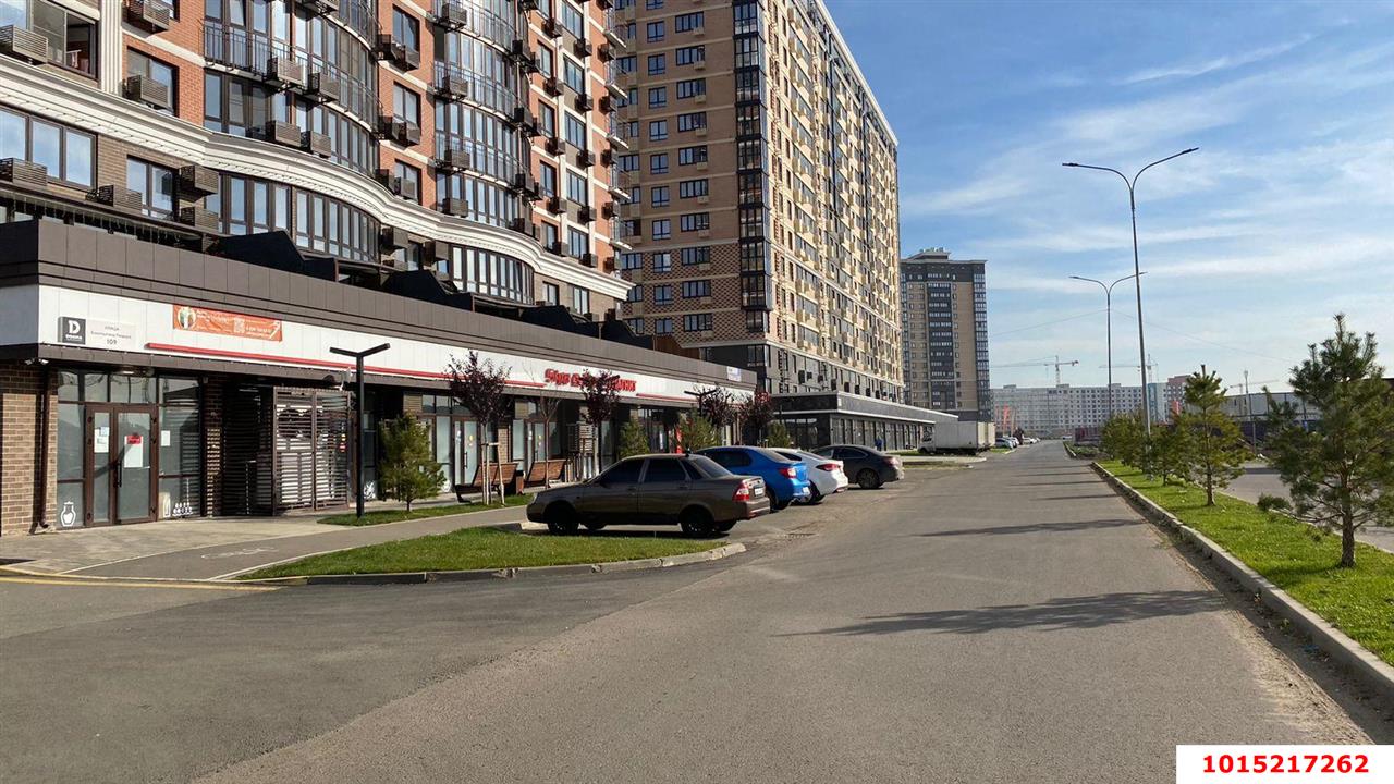 Фото №8: Торговое помещение 102&nbsp;м², 1/16&nbsp;эт. - Краснодар, Прикубанский внутригородской округ, мкр. жилой комплекс Сармат, ул. Константина Гондаря, 98
