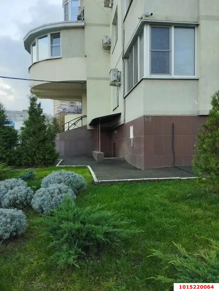 Фото №9: Торговое помещение 56&nbsp;м², -1/13&nbsp;эт. - Краснодар, Центральный внутригородской округ, Покровка, мкр. Центральный, ул. Дмитриевская Дамба, 10