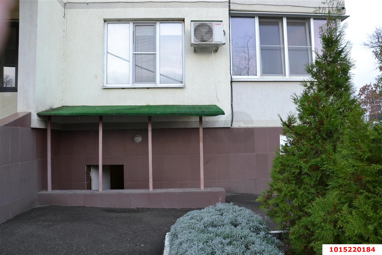 Фото №9: Торговое помещение 67&nbsp;м², -1/13&nbsp;эт. - Краснодар, Центральный внутригородской округ, Покровка, мкр. Центральный, ул. Дмитриевская Дамба, 10