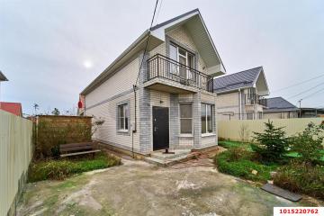 Фото №1: Дом 110&nbsp;м², 2&nbsp;эт. - Российский, мкр. Прикубанский внутригородской округ, ул. Триумфальная, 1/27