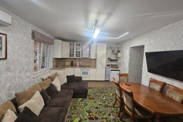 Фото №1: 3-комнатная квартира 78 м², 1/2 эт. - отделения № 3 СКЗНИИСиВ, мкр. Прикубанский внутригородской округ, 7