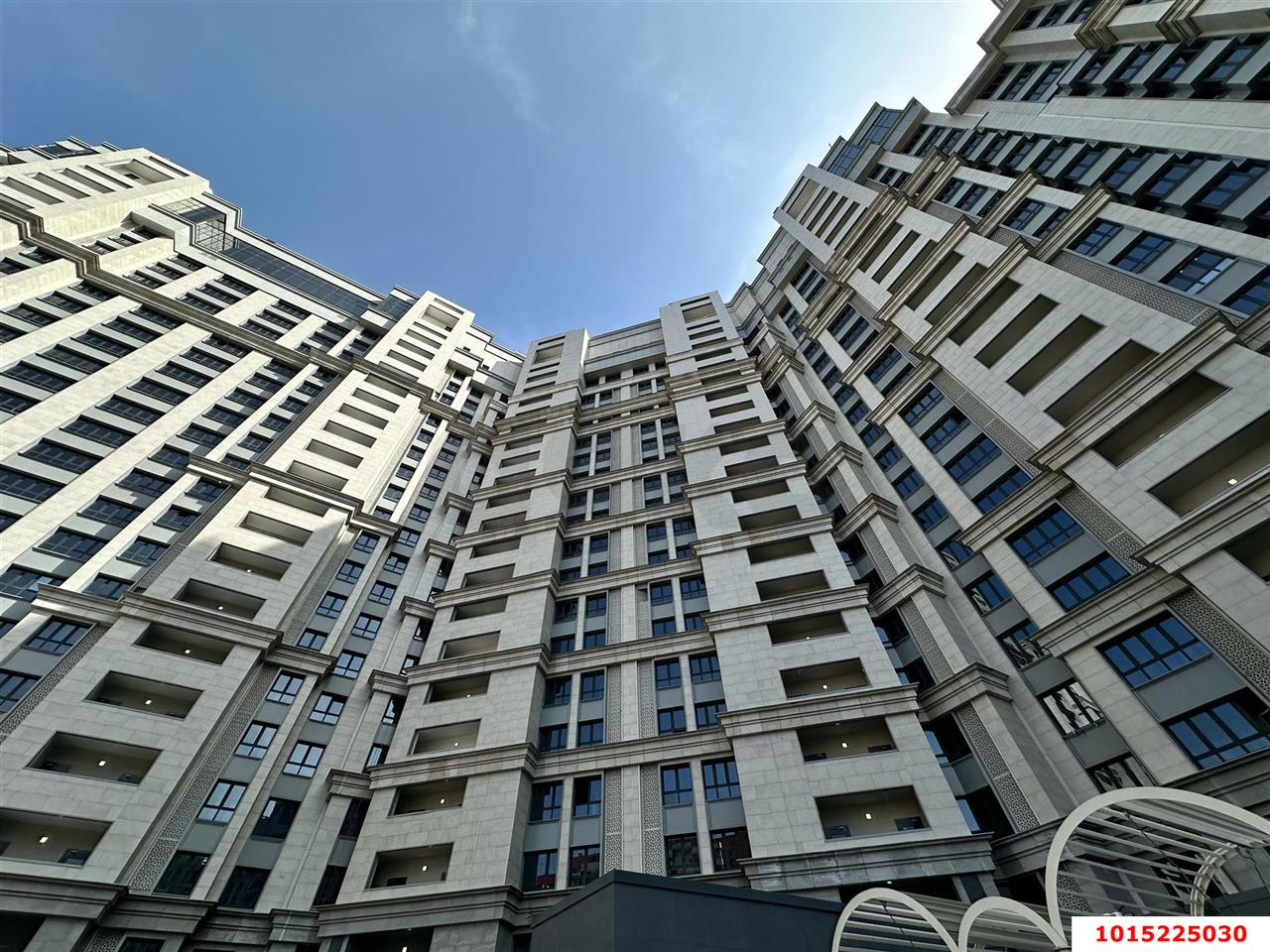 Фото №1: 1-комнатная квартира 45&nbsp;м², 9/24&nbsp;эт. - Краснодар, Прикубанский внутригородской округ, Круглик, жилой комплекс Сердце, мкр. Школьный, ул. Школьная, 1