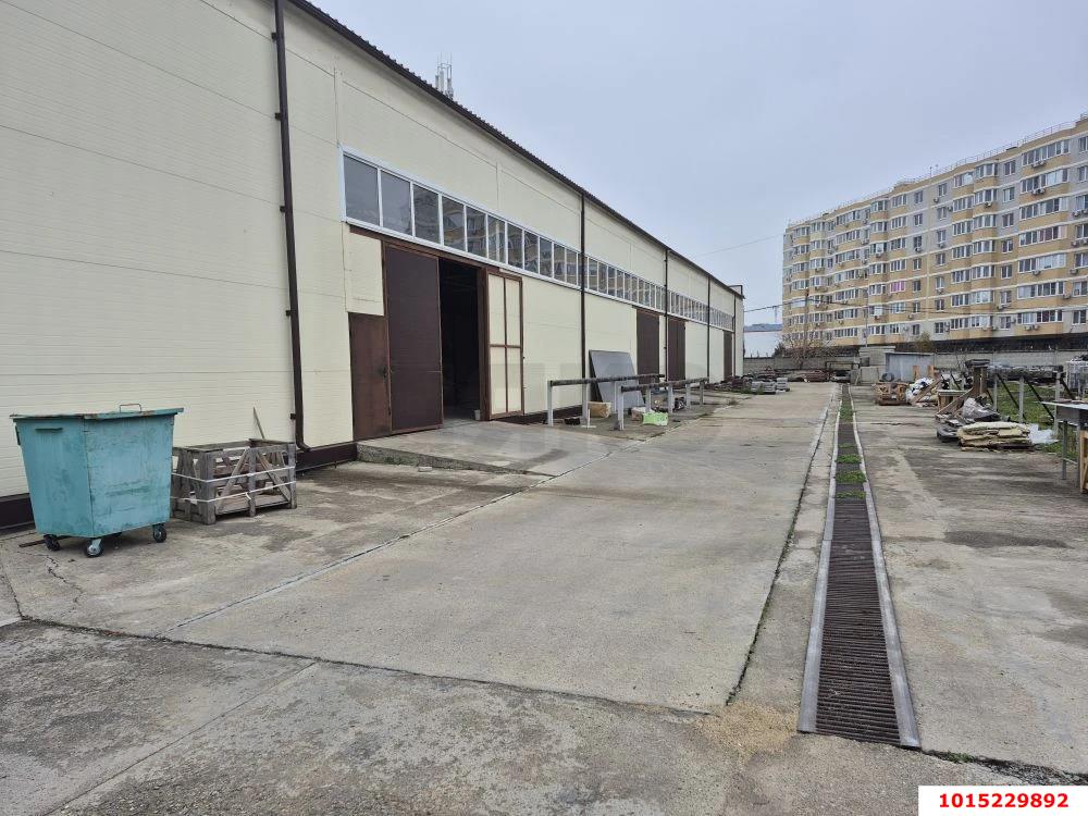 Фото №5: Коммерция 1431&nbsp;м², 1/1&nbsp;эт. - Краснодар, Прикубанский внутригородской округ, мкр. Славянский, ул. Западный Обход, 28