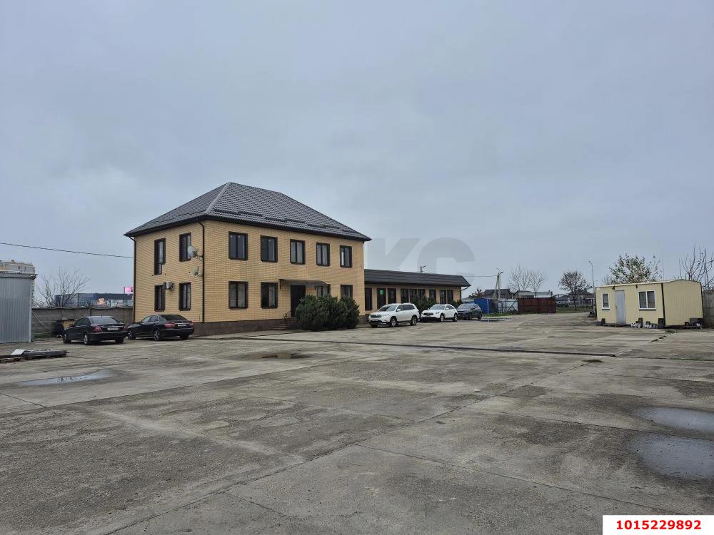 Фото №10: Коммерция 1431&nbsp;м², 1/1&nbsp;эт. - Краснодар, Прикубанский внутригородской округ, мкр. Славянский, ул. Западный Обход, 28
