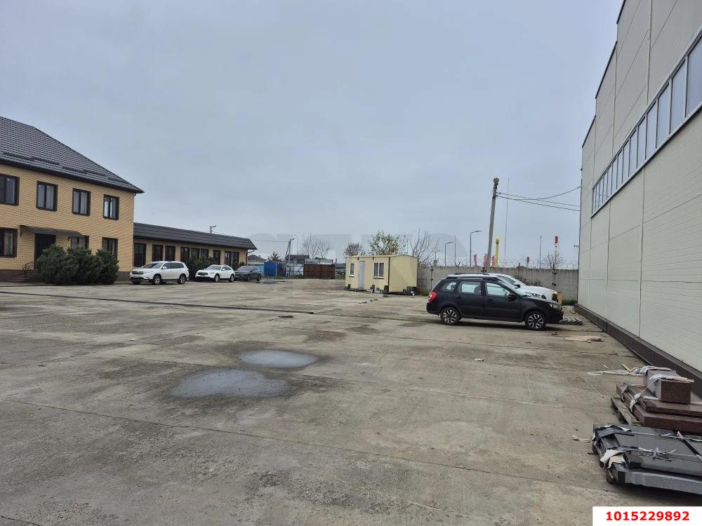 Фото №9: Коммерция 1431&nbsp;м², 1/1&nbsp;эт. - Краснодар, Прикубанский внутригородской округ, мкр. Славянский, ул. Западный Обход, 28