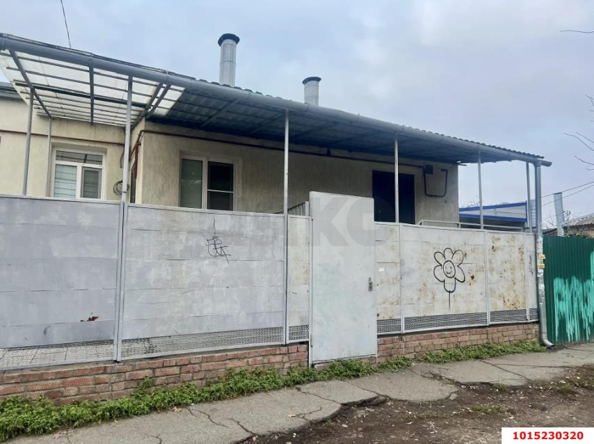 Фото №6: Дом 82&nbsp;м² + 3&nbsp;сот., 1&nbsp;эт. - Краснодар, Западный внутригородской округ, мкр. Центральный, ул. имени Максима Горького, 79