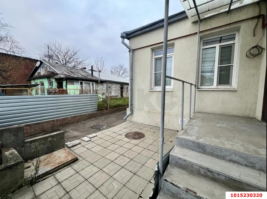 Фото №4: Дом 82&nbsp;м² + 3&nbsp;сот., 1&nbsp;эт. - Краснодар, Западный внутригородской округ, мкр. Центральный, ул. имени Максима Горького, 79