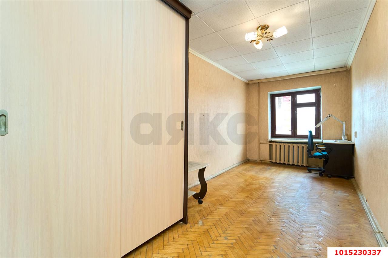 Фото №6: 3-комнатная квартира 57&nbsp;м², 4/5&nbsp;эт. - Краснодар, мкр. Западный внутригородской округ, ул. Офицерская, 45