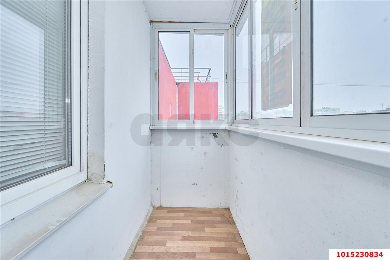 Фото №16: 1-комнатная квартира 50&nbsp;м², 11/12&nbsp;эт. - Краснодар, Карасунский внутригородской округ, мкр. Почтовый, ул. имени Валерия Гассия, 10