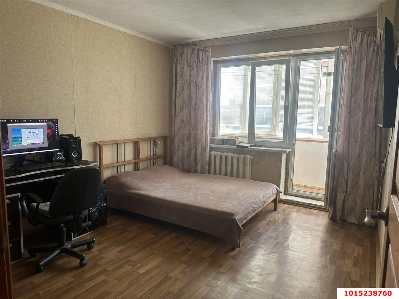 Фото №1: 1-комнатная квартира 35&nbsp;м², 4/5&nbsp;эт. - Краснодар, Прикубанский внутригородской округ, Калинино, мкр. Завод Радиоизмерительных Приборов, ул. Тепличная, 62