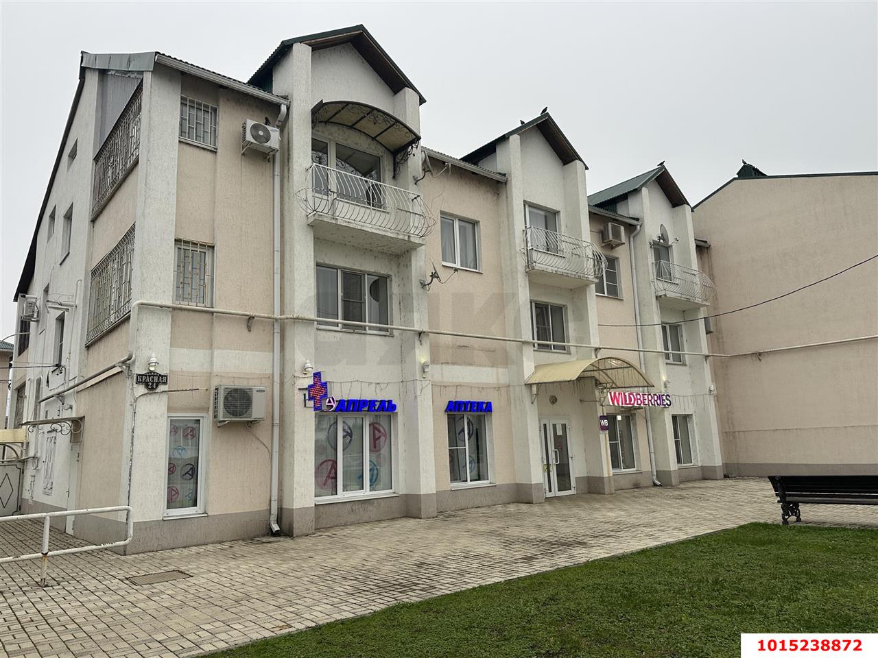 Фото №1: Офисное помещение 141&nbsp;м², 1/2&nbsp;эт. - Динская, ул. Кирпичная