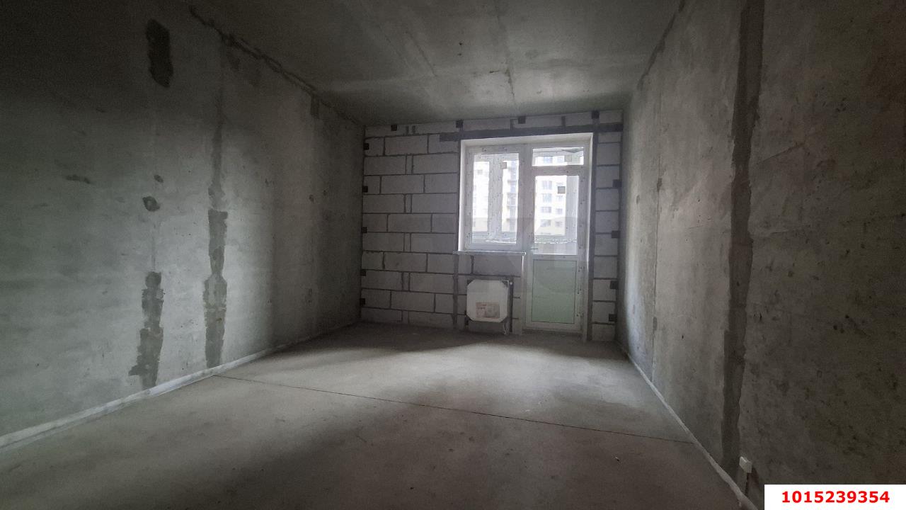 Фото №5: 3-комнатная квартира 80&nbsp;м², 7/24&nbsp;эт. - Краснодар, Карасунский внутригородской округ, Камвольно-суконный Комбинат, мкр. ЖК Урал, ул. Уральская, 87/7