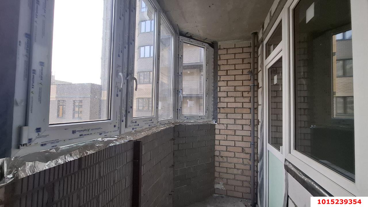 Фото №6: 3-комнатная квартира 80&nbsp;м², 7/24&nbsp;эт. - Краснодар, Карасунский внутригородской округ, Камвольно-суконный Комбинат, мкр. ЖК Урал, ул. Уральская, 87/7