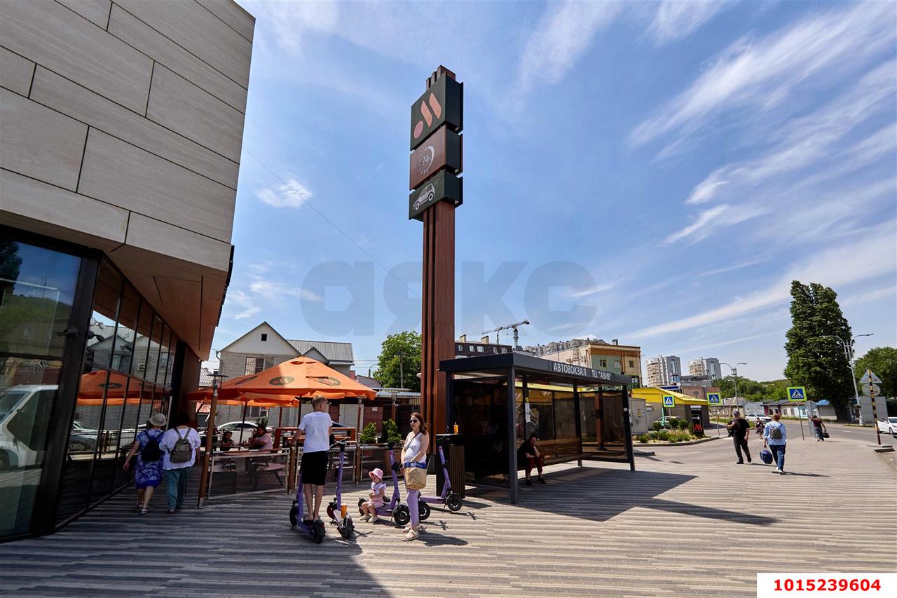 Фото №7: Отдельное здание 3409&nbsp;м², 3&nbsp;эт. - Пятигорск, мкр. Центр, пр-кт Калинина, 104