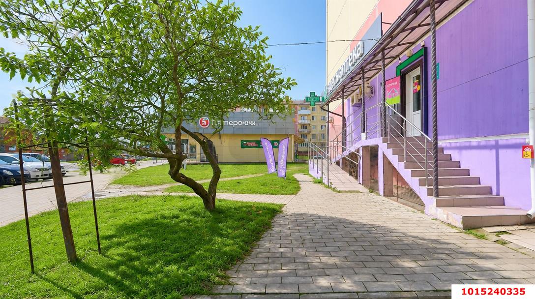 Фото №7: Торговое помещение 43&nbsp;м², 1/5&nbsp;эт. - Крымск, мкр. Платан, ул. Октябрьская, 37Л