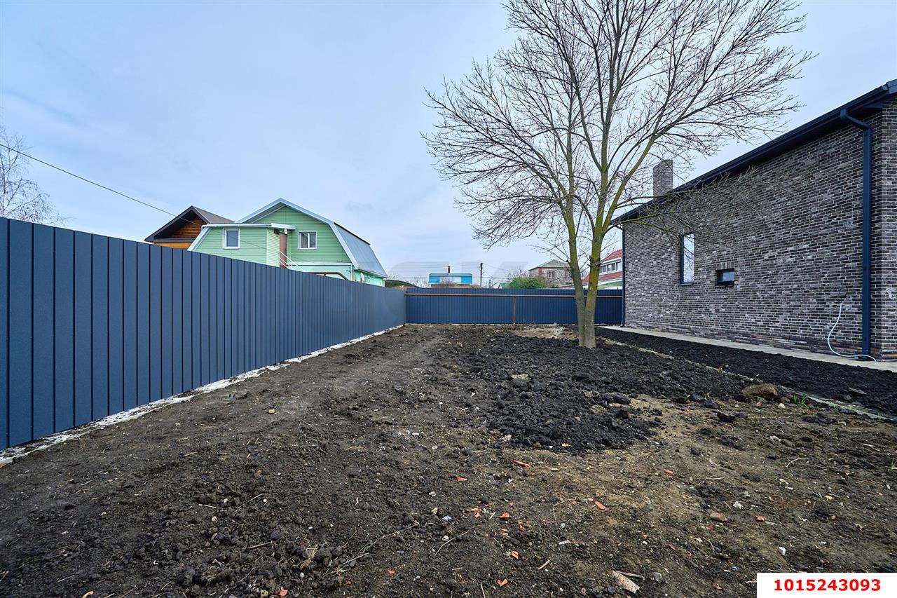 Фото №5: Дом 180&nbsp;м² + 6.15&nbsp;сот., 2&nbsp;эт. - Краснодар, Прикубанский внутригородской округ, Калинино, мкр. Завод Радиоизмерительных Приборов, б-р Строителей, 79